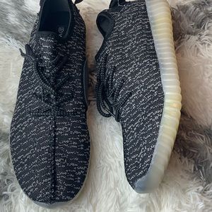 Naturally Me Sneaker